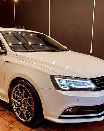 VOLKSWAGEN JETTA 2.0 TSI HIGHLINE 211CV GASOLINA 4P TIPTRONIC